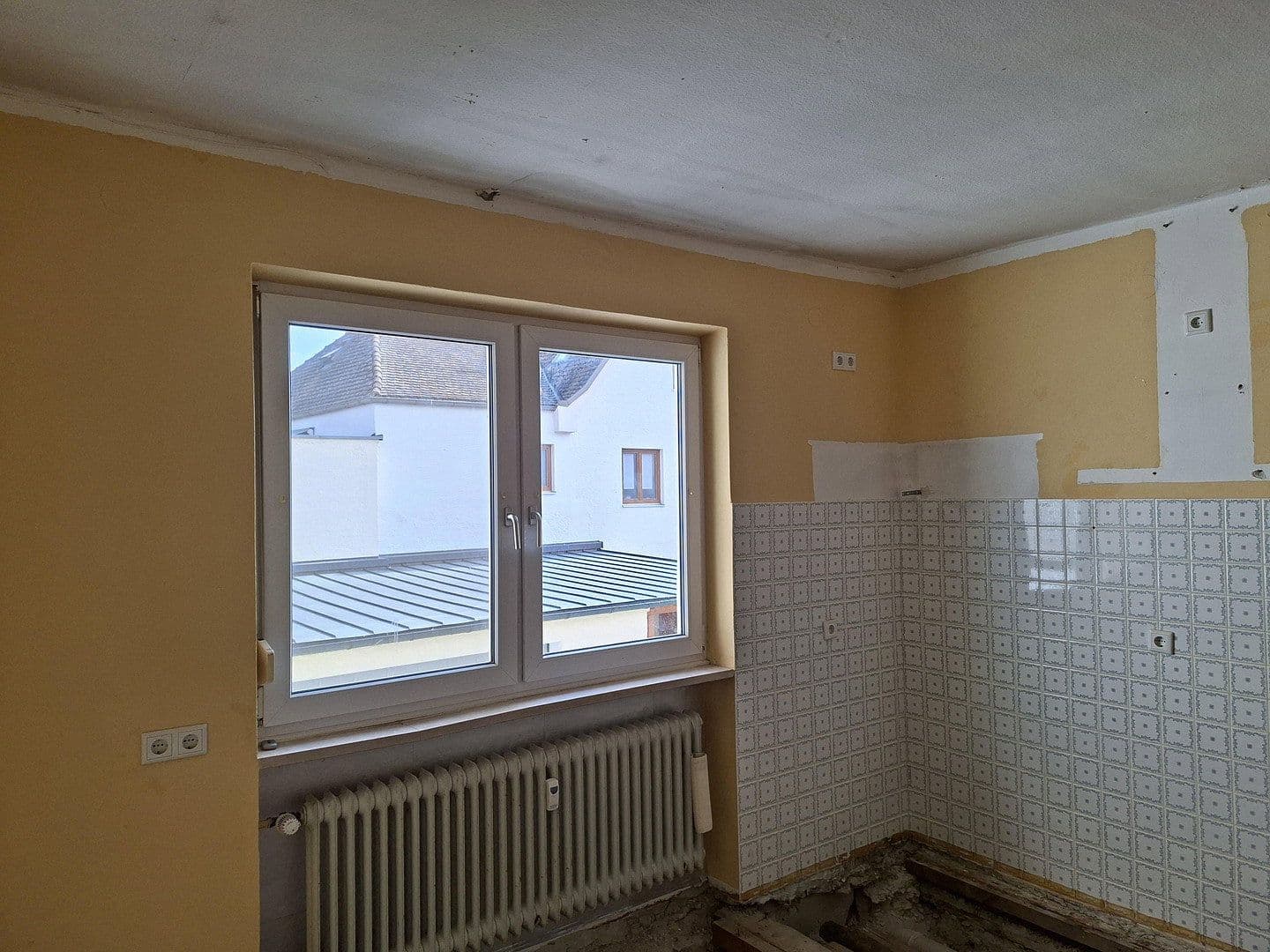 Prodej domu 480 m², pozemek 650 m², Tassilostraße 7, Münchsmünster, Bavorsko Prodej domu 480 m², pozemek 650 m², Tassilostraße 7, Münchsmünster, Bavorsko