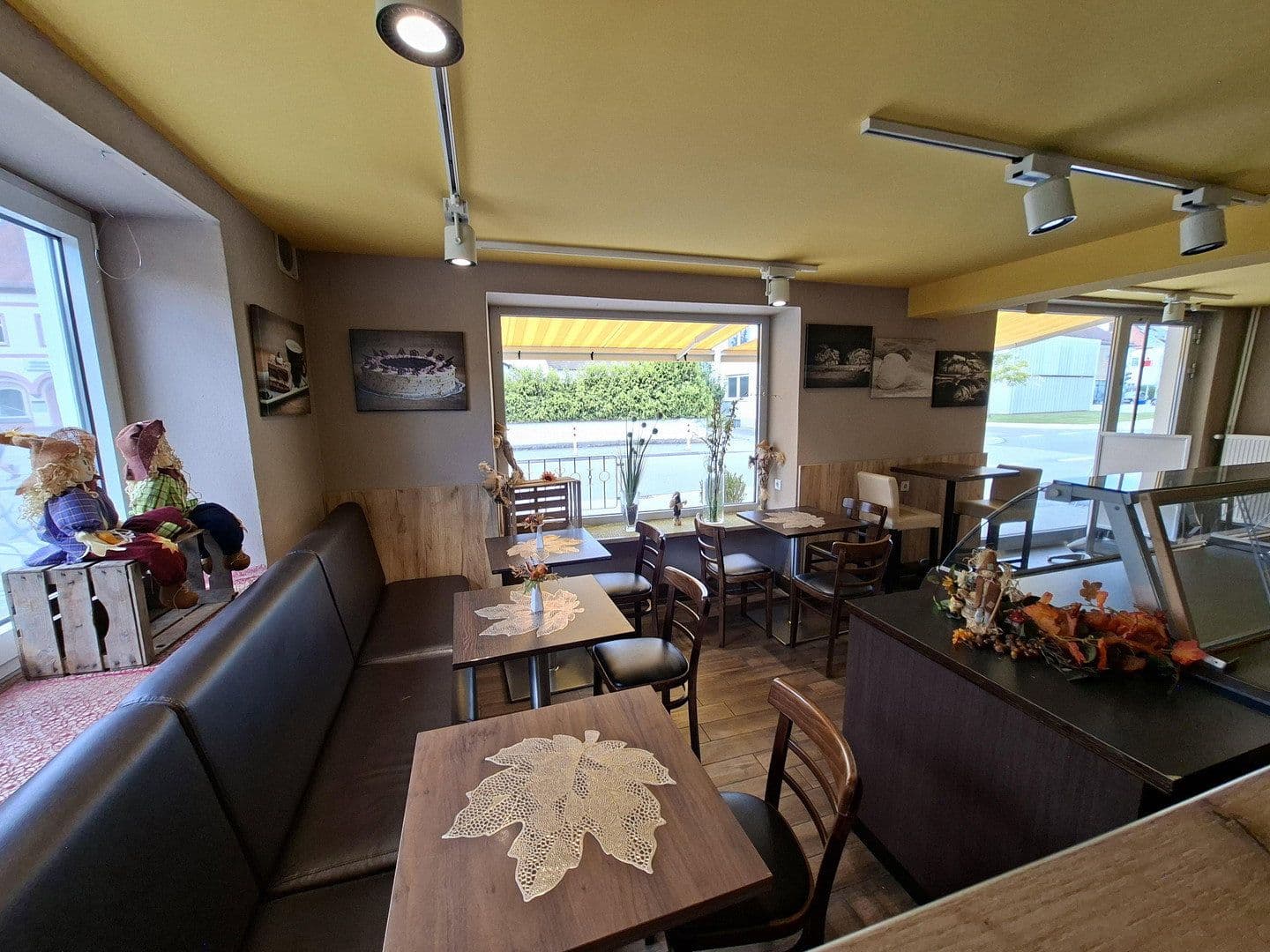 Prodej domu 480 m², pozemek 650 m², Tassilostraße 7, Münchsmünster, Bavorsko Prodej domu 480 m², pozemek 650 m², Tassilostraße 7, Münchsmünster, Bavorsko