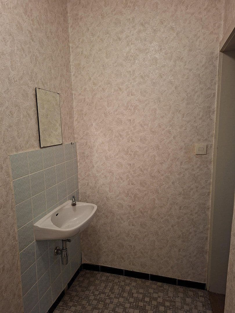 Prodej domu 480 m², pozemek 650 m², Tassilostraße 7, Münchsmünster, Bavorsko Prodej domu 480 m², pozemek 650 m², Tassilostraße 7, Münchsmünster, Bavorsko