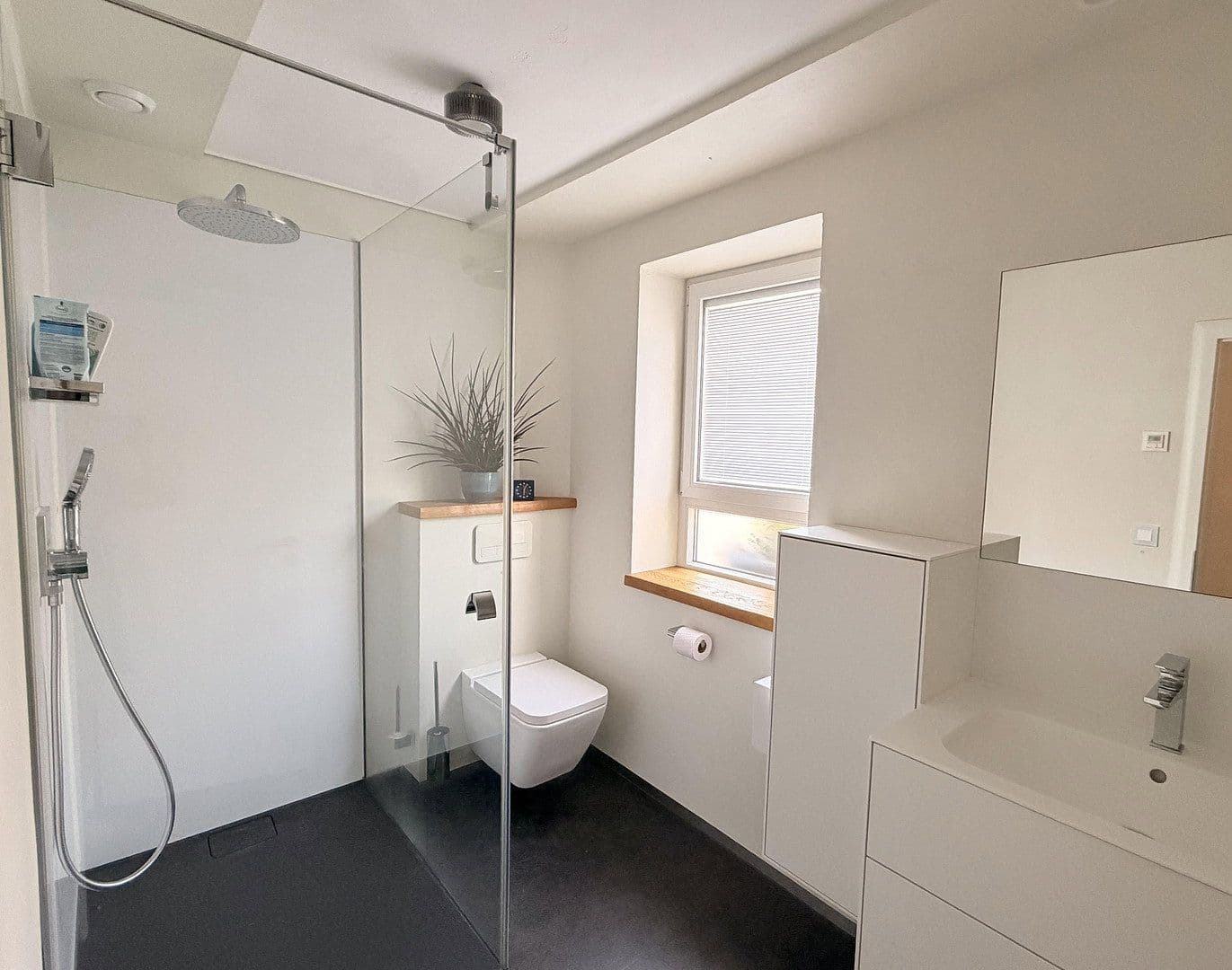 Prodej domu 125 m², pozemek 92 m², Böchingen, Porýní-Falc Prodej domu 125 m², pozemek 92 m², Böchingen, Porýní-Falc