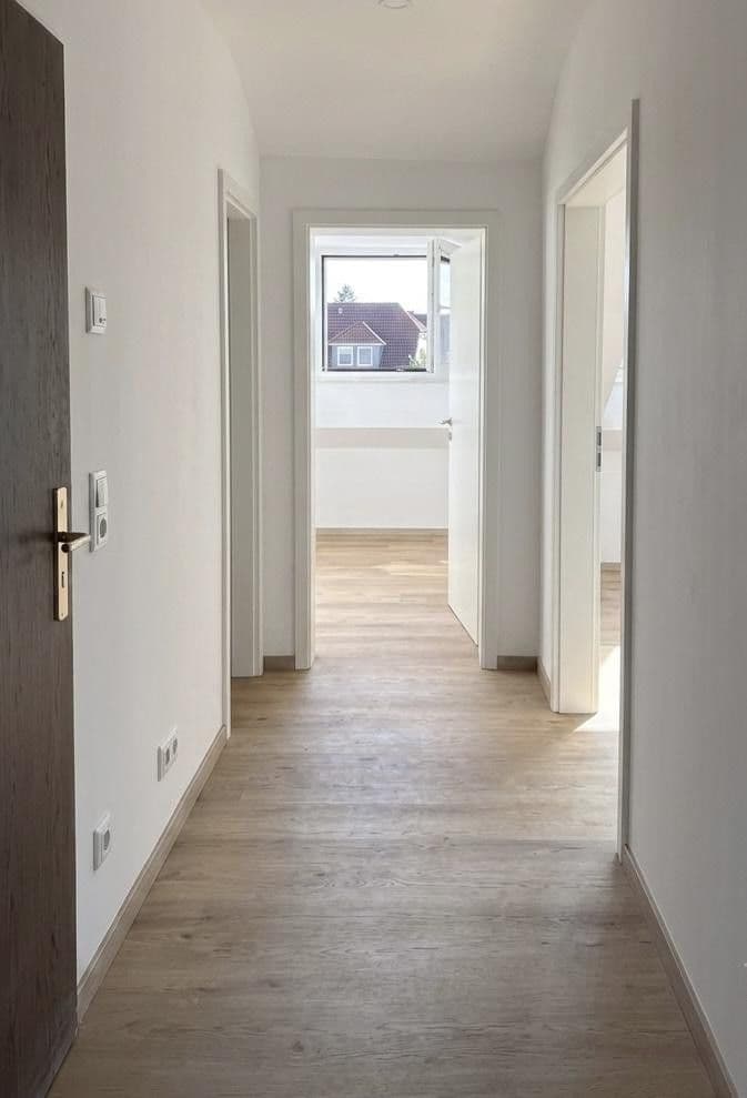 Pronájem bytu 4+1 72 m², Köln, Severní Porýní-Vestfálsko Pronájem bytu 4+1 72 m², Köln, Severní Porýní-Vestfálsko