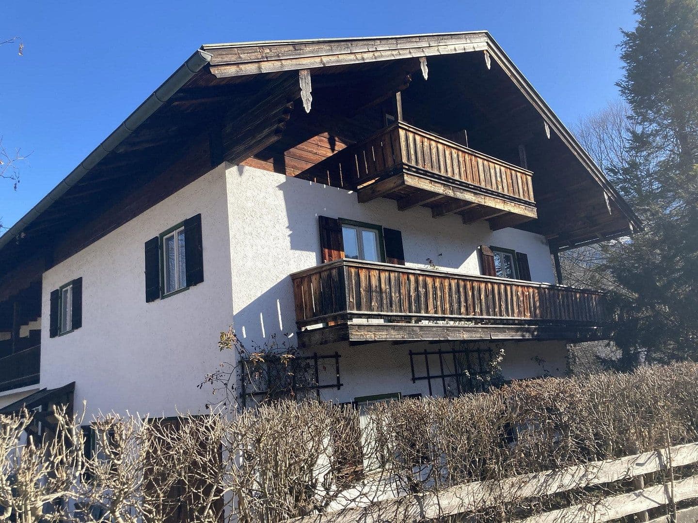 Prodej domu 250 m², pozemek 1.747 m², Waldhauserstraße 11, Schönau am Königssee, Bavorsko Prodej domu 250 m², pozemek 1.747 m², Waldhauserstraße 11, Schönau am Königssee, Bavorsko