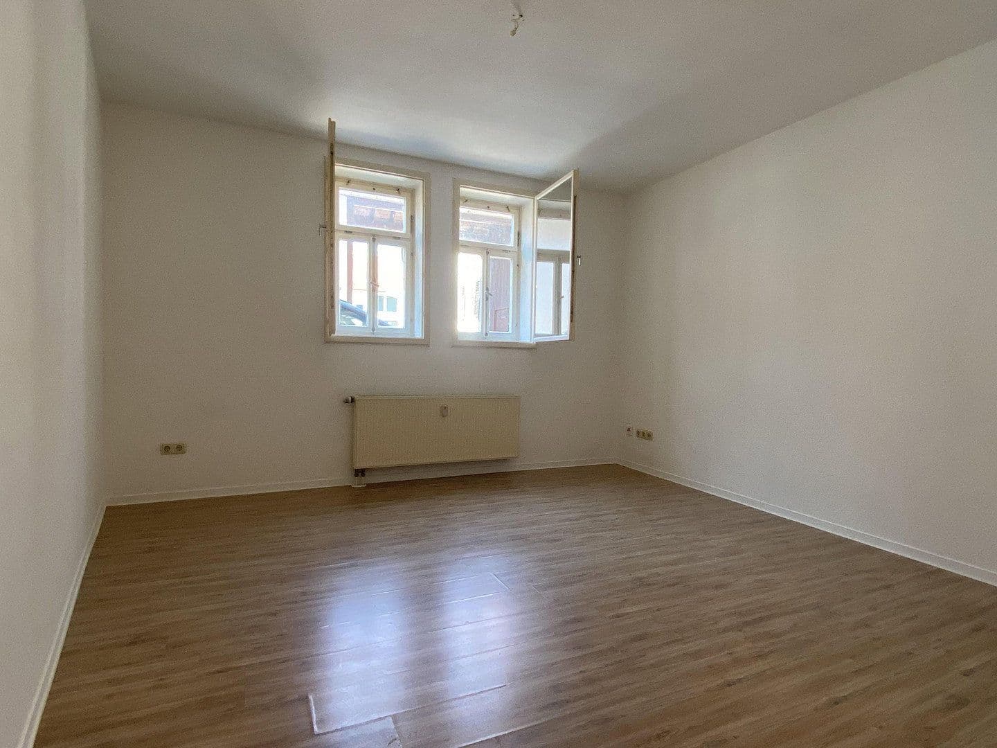 Pronájem bytu 1+1 27 m², Rathausstraße 7, Hofheim am Taunus, Hessen Pronájem bytu 1+1 27 m², Rathausstraße 7, Hofheim am Taunus, Hessen