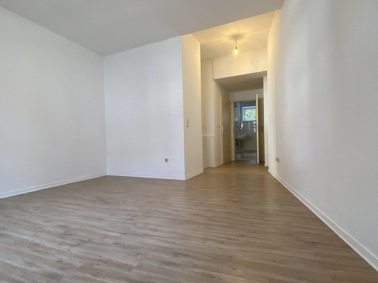 Pronájem bytu 1+1 27 m², Rathausstraße 7, Hofheim am Taunus, Hessen Pronájem bytu 1+1 27 m², Rathausstraße 7, Hofheim am Taunus, Hessen