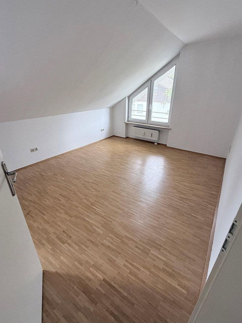 Prodej bytu 4+1 113 m², Unterhaching, Bavorsko Prodej bytu 4+1 113 m², Unterhaching, Bavorsko