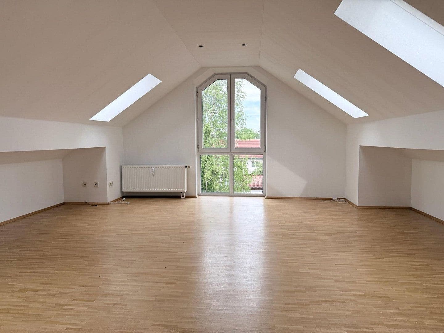 Prodej bytu 4+1 113 m², Unterhaching, Bavorsko Prodej bytu 4+1 113 m², Unterhaching, Bavorsko