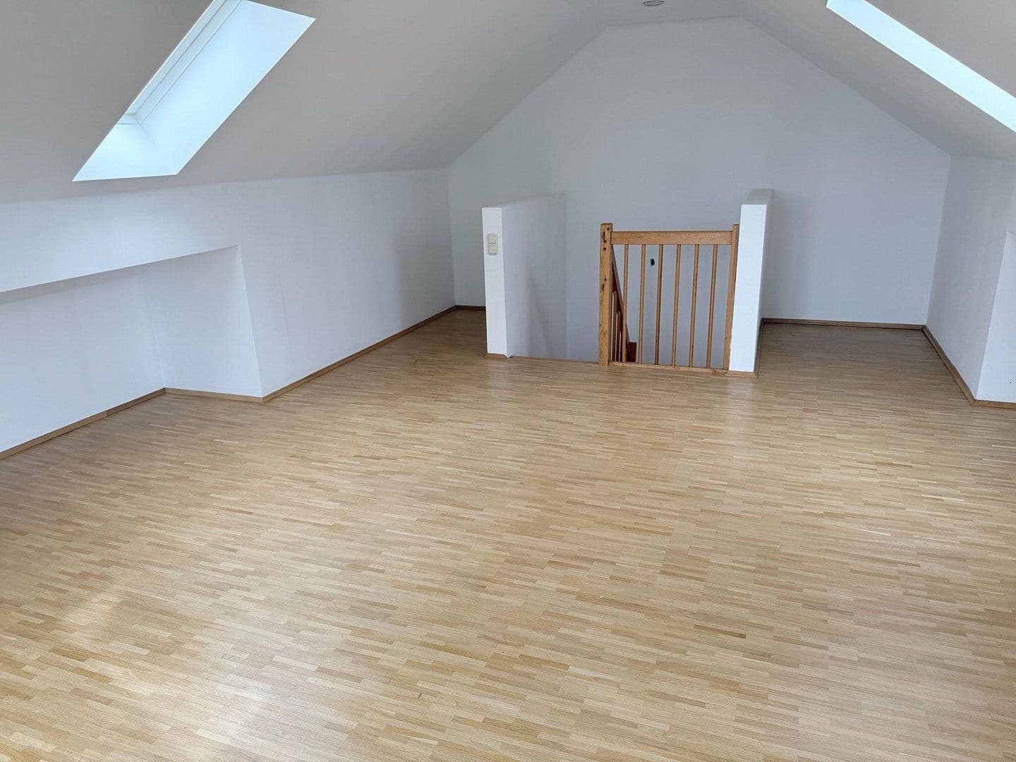 Prodej bytu 4+1 113 m², Unterhaching, Bavorsko Prodej bytu 4+1 113 m², Unterhaching, Bavorsko
