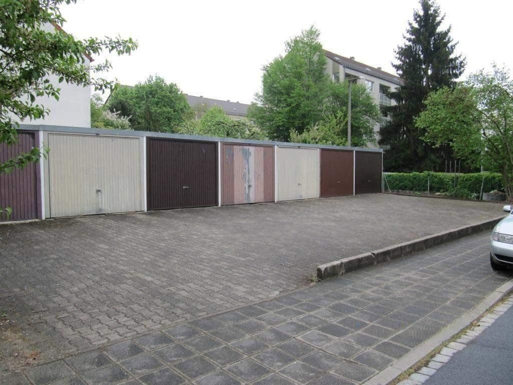 Prodej domu 170 m², pozemek 290 m², Hartensteinerstrasse 6, Nürnberg, Bavorsko Prodej domu 170 m², pozemek 290 m², Hartensteinerstrasse 6, Nürnberg, Bavorsko