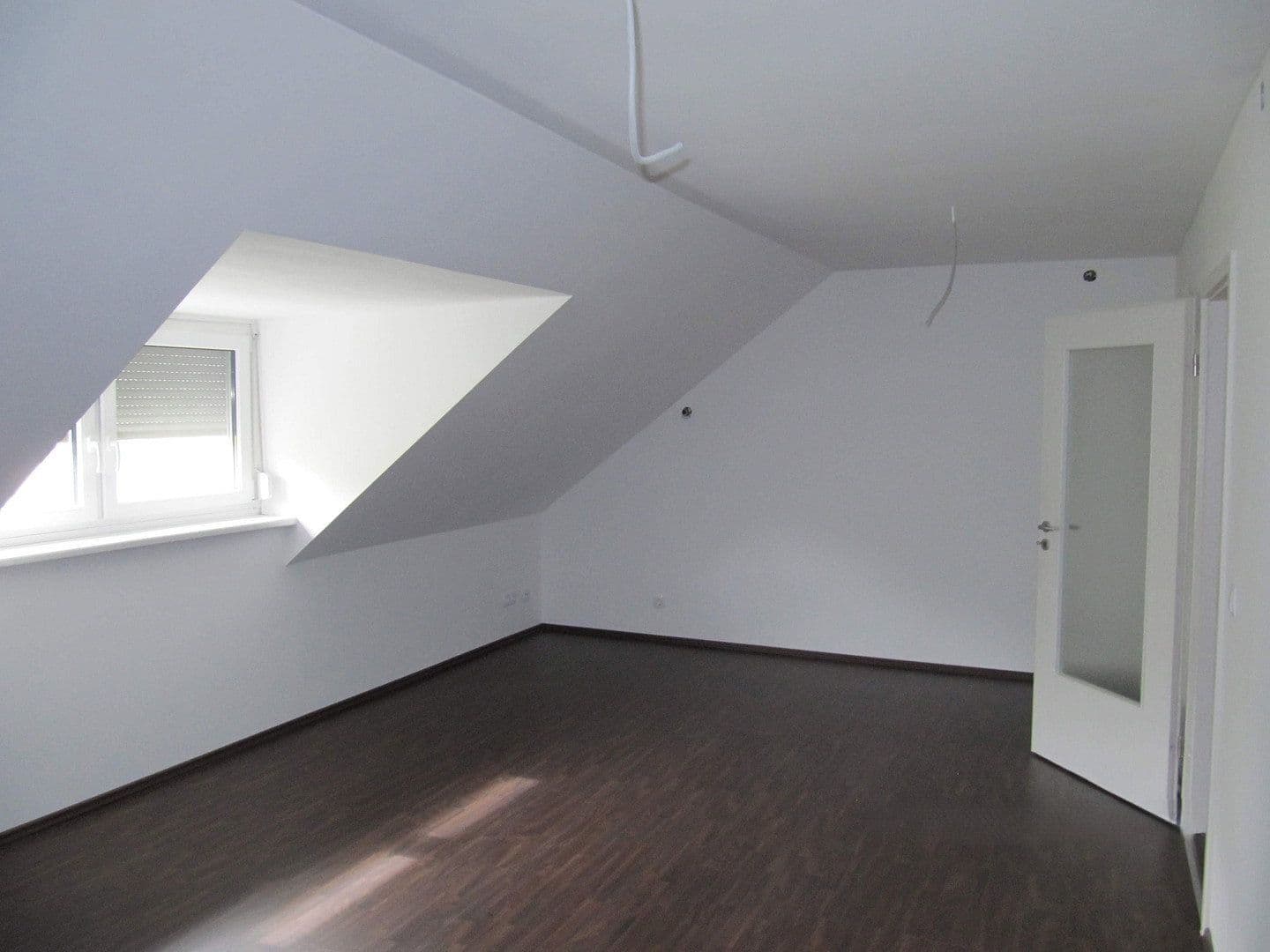 Prodej domu 170 m², pozemek 290 m², Hartensteinerstrasse 6, Nürnberg, Bavorsko Prodej domu 170 m², pozemek 290 m², Hartensteinerstrasse 6, Nürnberg, Bavorsko