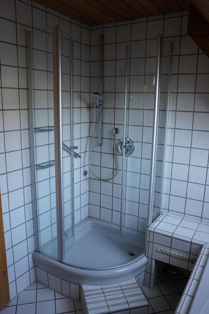 Prodej domu 142 m², pozemek 862 m², Odenthal, Severní Porýní-Vestfálsko Prodej domu 142 m², pozemek 862 m², Odenthal, Severní Porýní-Vestfálsko