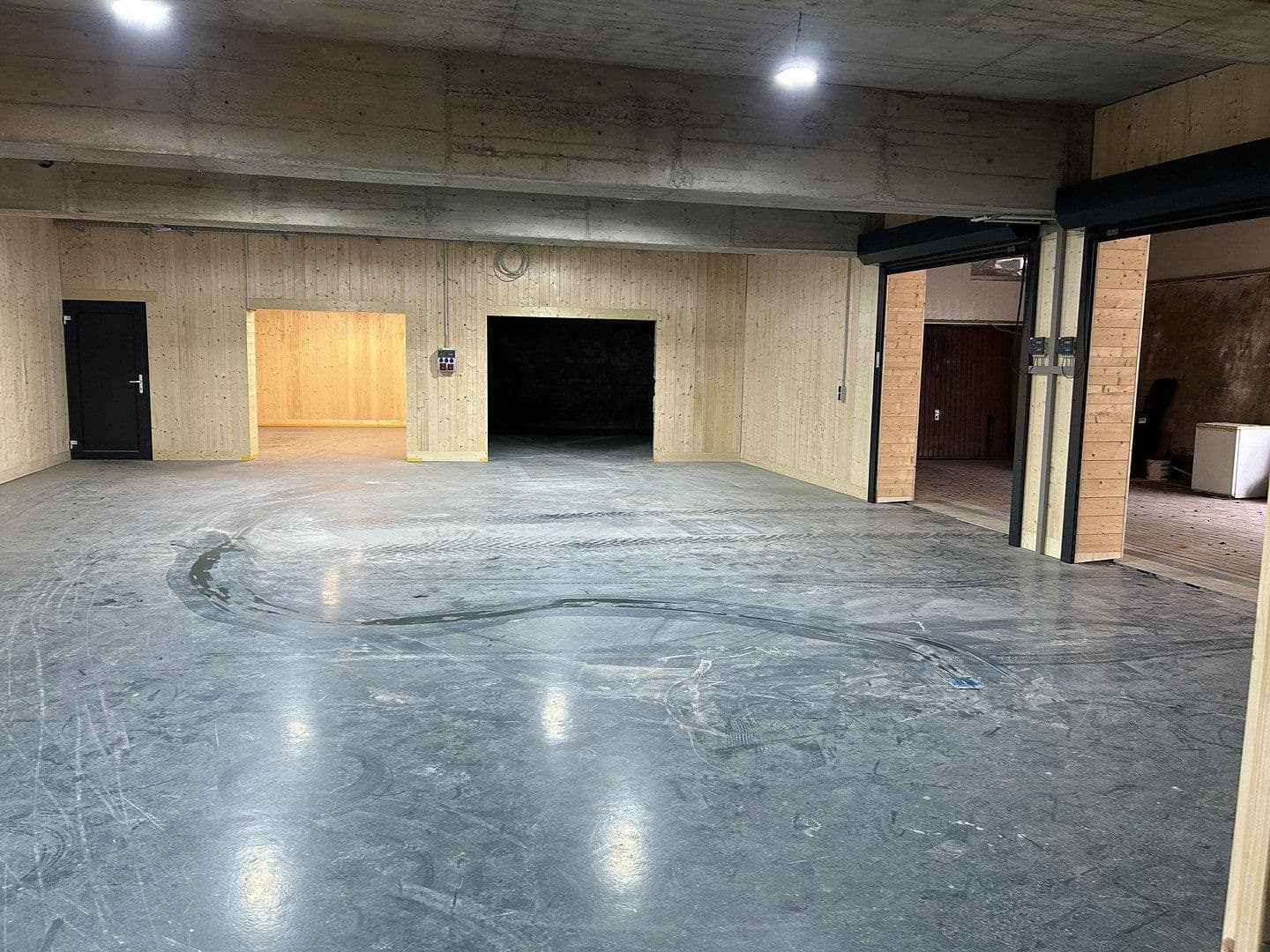 Prodej nebytového prostoru 330 m², Schöllkrippen, Bavorsko Prodej nebytového prostoru 330 m², Schöllkrippen, Bavorsko