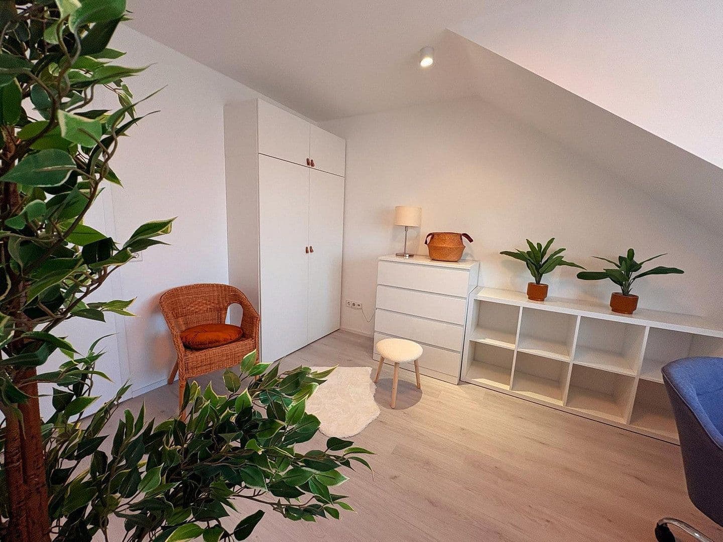Pronájem bytu 3+kk 80 m², Hockenheim, Bádensko-Württembersko Pronájem bytu 3+kk 80 m², Hockenheim, Bádensko-Württembersko