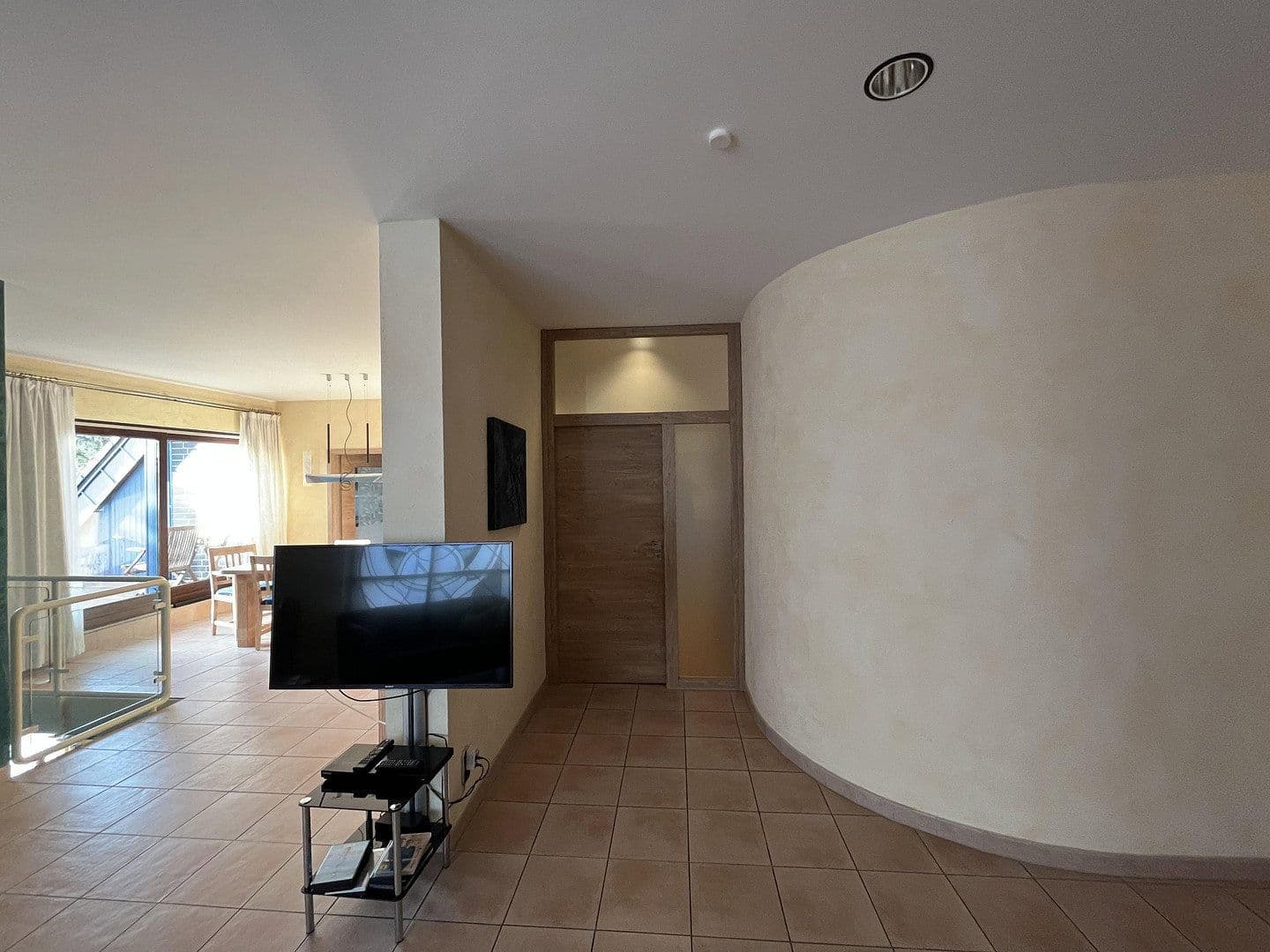Prodej domu 350 m², pozemek 766 m², Kickelsberg 17, Bad Camberg, Hessen Prodej domu 350 m², pozemek 766 m², Kickelsberg 17, Bad Camberg, Hessen