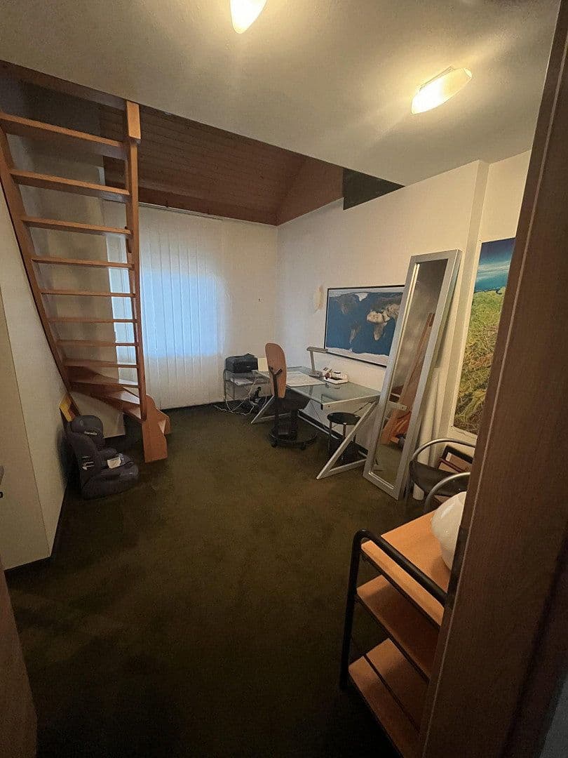 Prodej domu 350 m², pozemek 766 m², Kickelsberg 17, Bad Camberg, Hessen Prodej domu 350 m², pozemek 766 m², Kickelsberg 17, Bad Camberg, Hessen