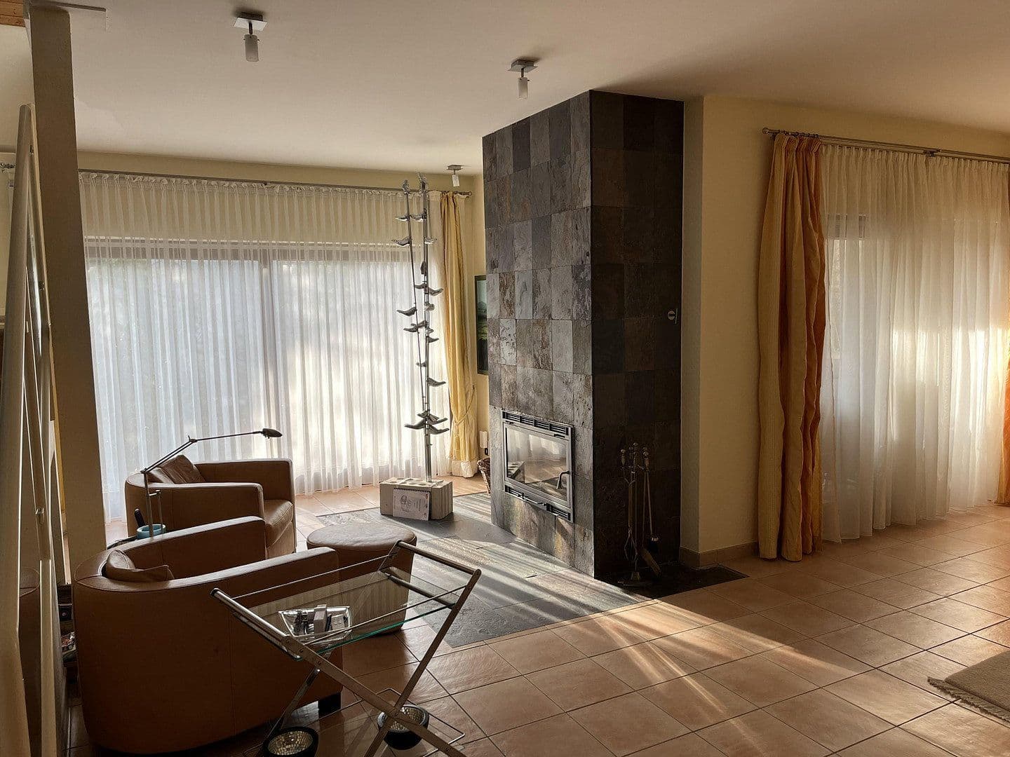 Prodej domu 350 m², pozemek 766 m², Kickelsberg 17, Bad Camberg, Hessen Prodej domu 350 m², pozemek 766 m², Kickelsberg 17, Bad Camberg, Hessen