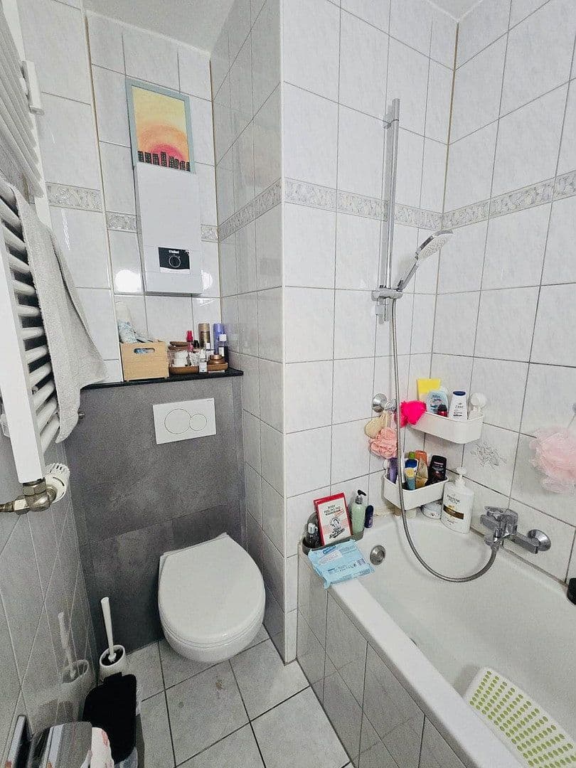 Prodej bytu 3+1 59 m², Düsseldorfer Straße 108, Ratingen, Severní Porýní-Vestfálsko Prodej bytu 3+1 59 m², Düsseldorfer Straße 108, Ratingen, Severní Porýní-Vestfálsko