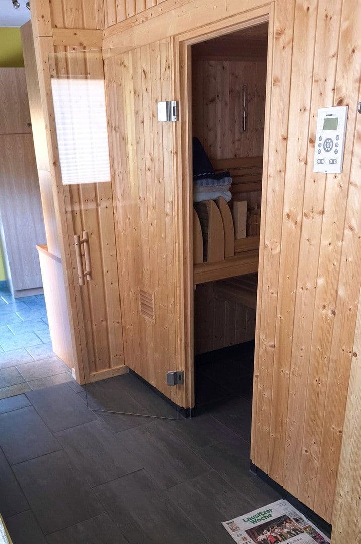Prodej domu 245 m², pozemek 5.340 m², Schönewalde, Braniborsko Prodej domu 245 m², pozemek 5.340 m², Schönewalde, Braniborsko