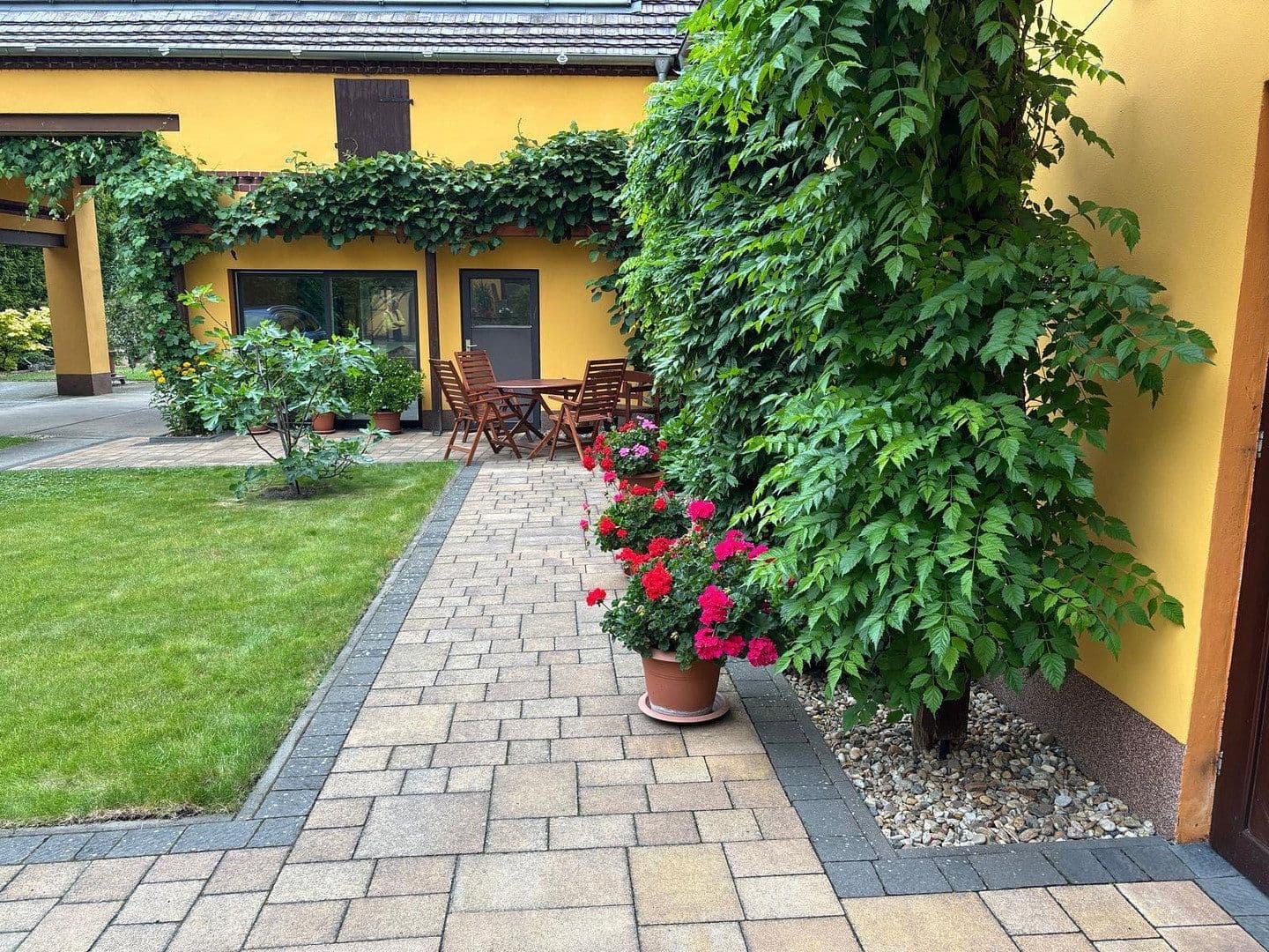 Prodej domu 245 m², pozemek 5.340 m², Schönewalde, Braniborsko Prodej domu 245 m², pozemek 5.340 m², Schönewalde, Braniborsko