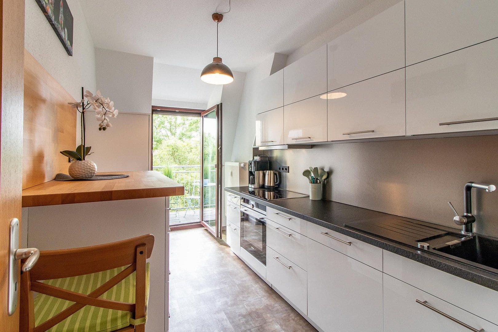 Pronájem bytu 2+1 50 m², Leipziger Straße 61, Cvikov, Sasko Pronájem bytu 2+1 50 m², Leipziger Straße 61, Cvikov, Sasko