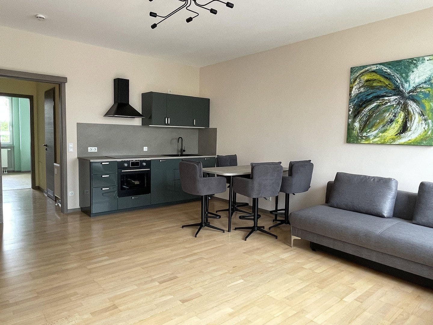 Pronájem bytu 3+1 67 m², Tschudistraße 8, Potsdam, Braniborsko Pronájem bytu 3+1 67 m², Tschudistraße 8, Potsdam, Braniborsko