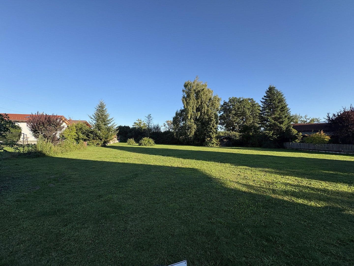 Prodej pozemku 1.163 m², Am Karwinkel 22b, Grabenstätt, Bavorsko Prodej pozemku 1.163 m², Am Karwinkel 22b, Grabenstätt, Bavorsko