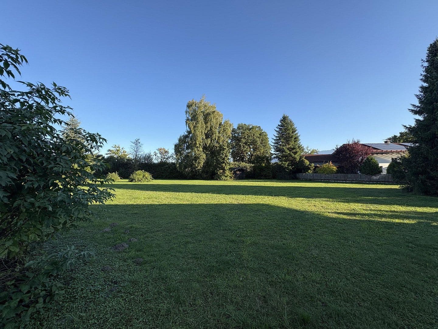Prodej pozemku 1.163 m², Am Karwinkel 22b, Grabenstätt, Bavorsko Prodej pozemku 1.163 m², Am Karwinkel 22b, Grabenstätt, Bavorsko