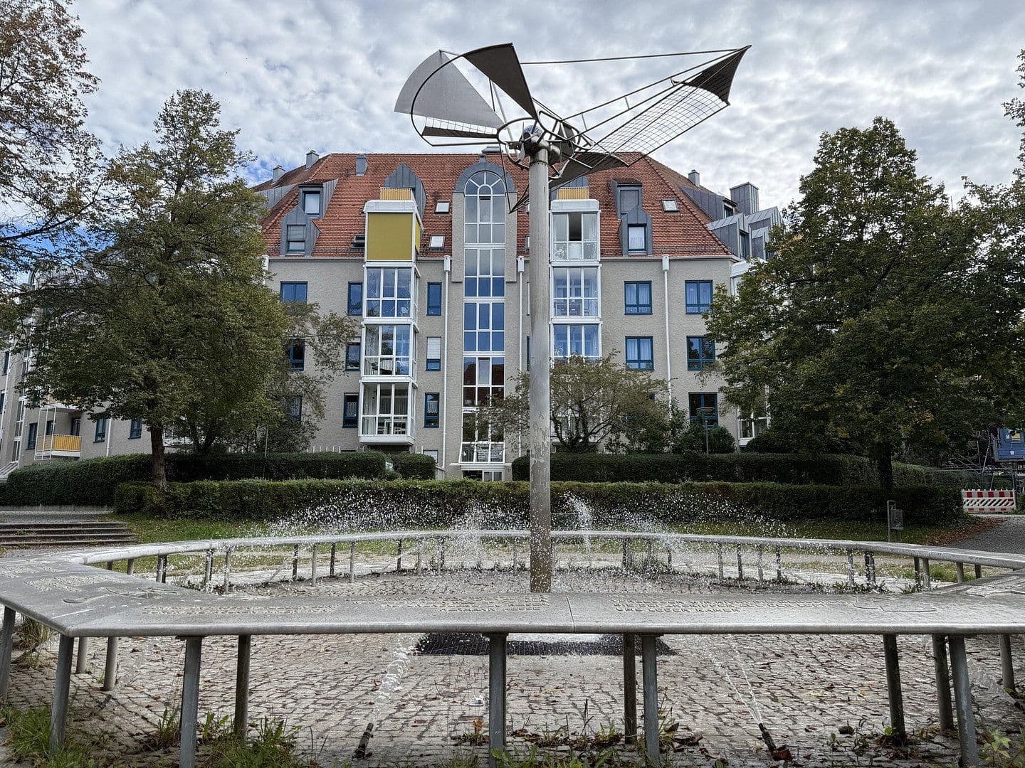 Pronájem bytu 1+1 32 m², Professor-Messerschmitt-Str. 17, Augsburg, Bavorsko Pronájem bytu 1+1 32 m², Professor-Messerschmitt-Str. 17, Augsburg, Bavorsko