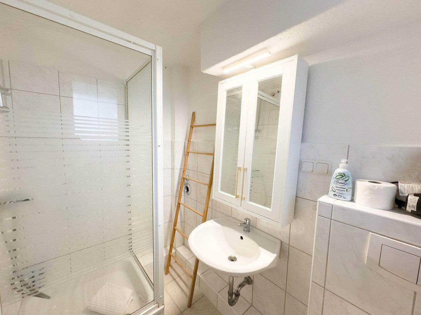 Pronájem bytu 2+1 34 m², Washingtonweg 1A, Hannover, Dolní Sasko Pronájem bytu 2+1 34 m², Washingtonweg 1A, Hannover, Dolní Sasko