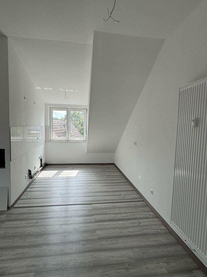 Pronájem bytu 3+1 72 m², Karlsruhe, Bádensko-Württembersko Pronájem bytu 3+1 72 m², Karlsruhe, Bádensko-Württembersko