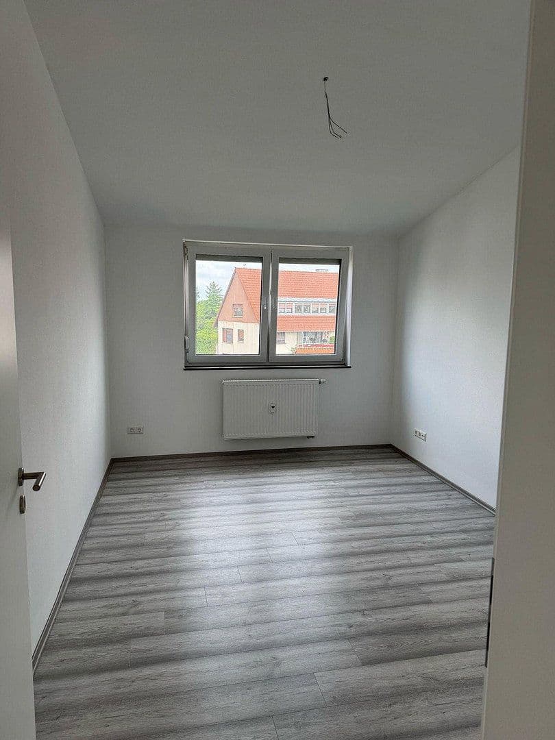 Pronájem bytu 3+1 72 m², Karlsruhe, Bádensko-Württembersko Pronájem bytu 3+1 72 m², Karlsruhe, Bádensko-Württembersko