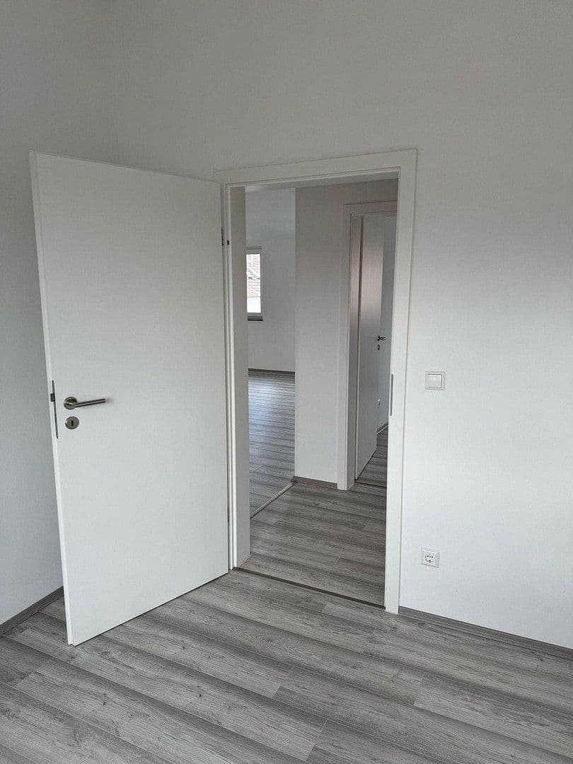Pronájem bytu 3+1 72 m², Karlsruhe, Bádensko-Württembersko Pronájem bytu 3+1 72 m², Karlsruhe, Bádensko-Württembersko