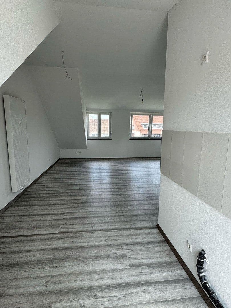 Pronájem bytu 3+1 72 m², Karlsruhe, Bádensko-Württembersko Pronájem bytu 3+1 72 m², Karlsruhe, Bádensko-Württembersko
