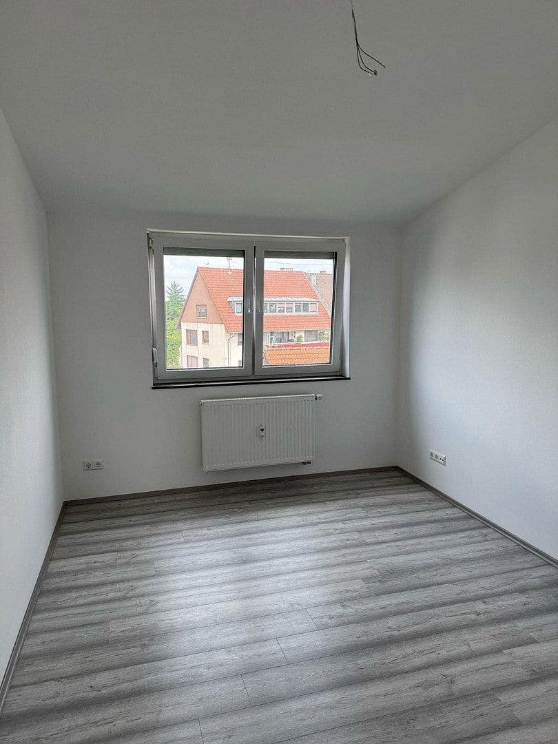 Pronájem bytu 3+1 72 m², Karlsruhe, Bádensko-Württembersko Pronájem bytu 3+1 72 m², Karlsruhe, Bádensko-Württembersko
