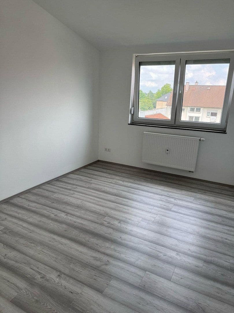 Pronájem bytu 3+1 72 m², Karlsruhe, Bádensko-Württembersko Pronájem bytu 3+1 72 m², Karlsruhe, Bádensko-Württembersko