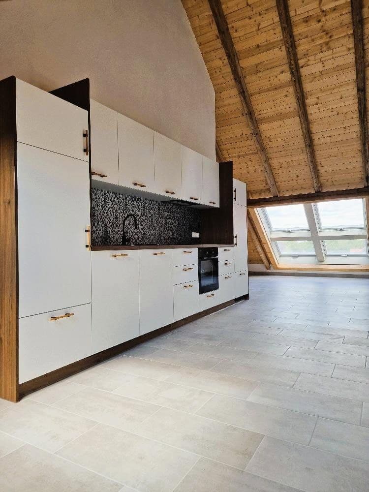 Pronájem bytu 3+1 111 m², Am Küsterberg 6B, Wolfsburg, Dolní Sasko Pronájem bytu 3+1 111 m², Am Küsterberg 6B, Wolfsburg, Dolní Sasko