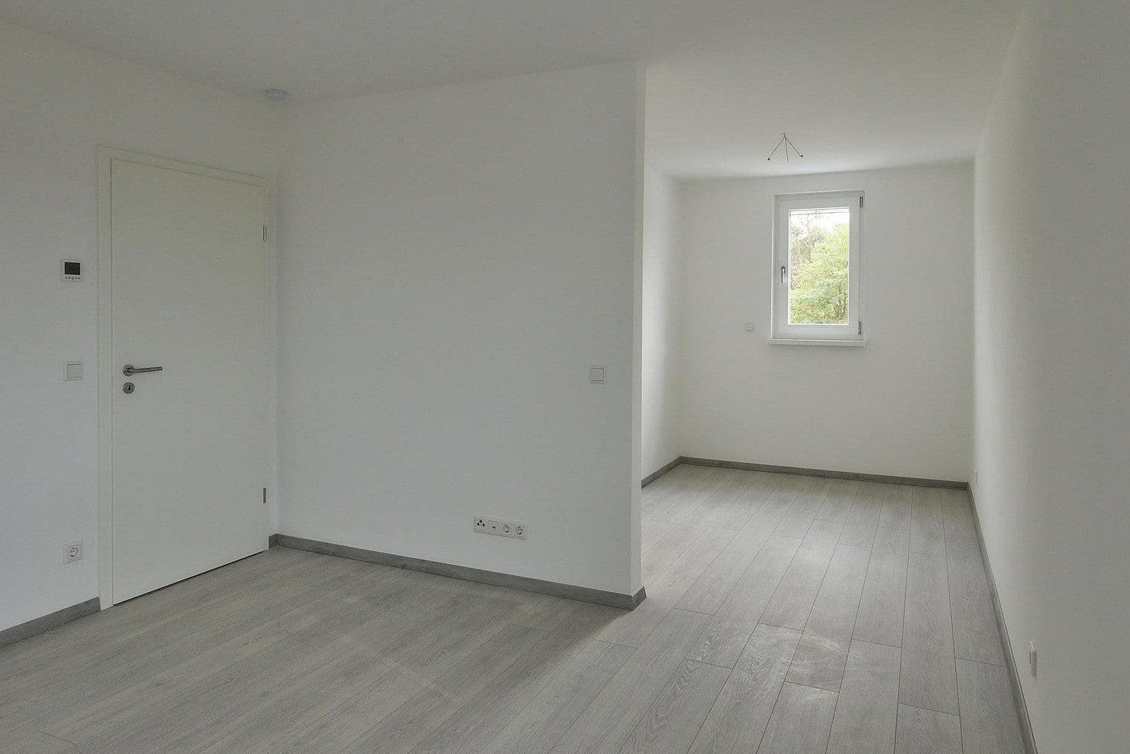 Pronájem domu 145 m², pozemek 269 m², Feucht, Bavorsko Pronájem domu 145 m², pozemek 269 m², Feucht, Bavorsko
