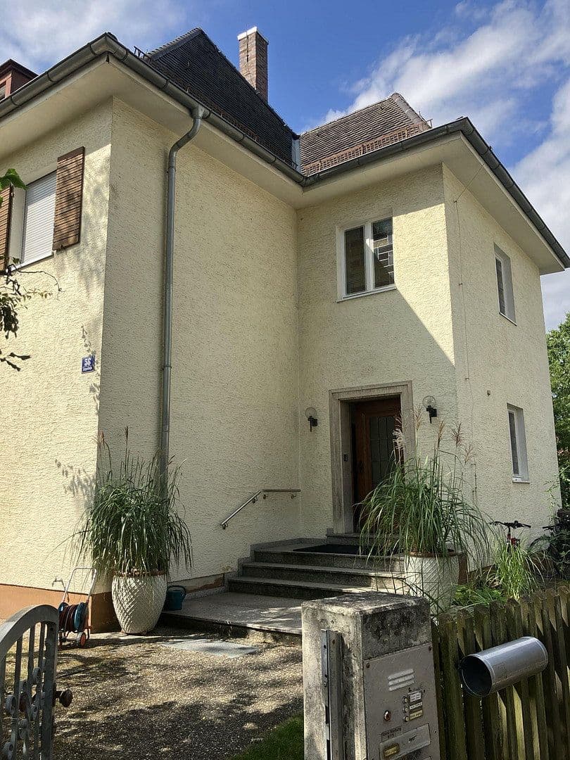 Pronájem bytu 20 m², Erlangen, Bavorsko Pronájem bytu 20 m², Erlangen, Bavorsko