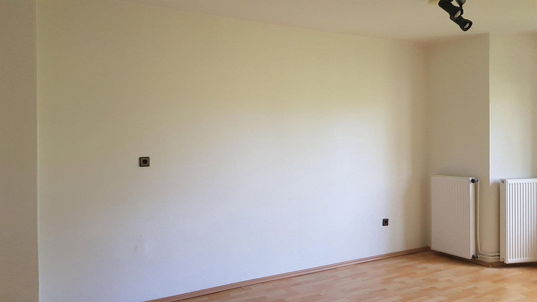 Pronájem bytu 1+1 43 m², Wuppertal, Severní Porýní-Vestfálsko Pronájem bytu 1+1 43 m², Wuppertal, Severní Porýní-Vestfálsko