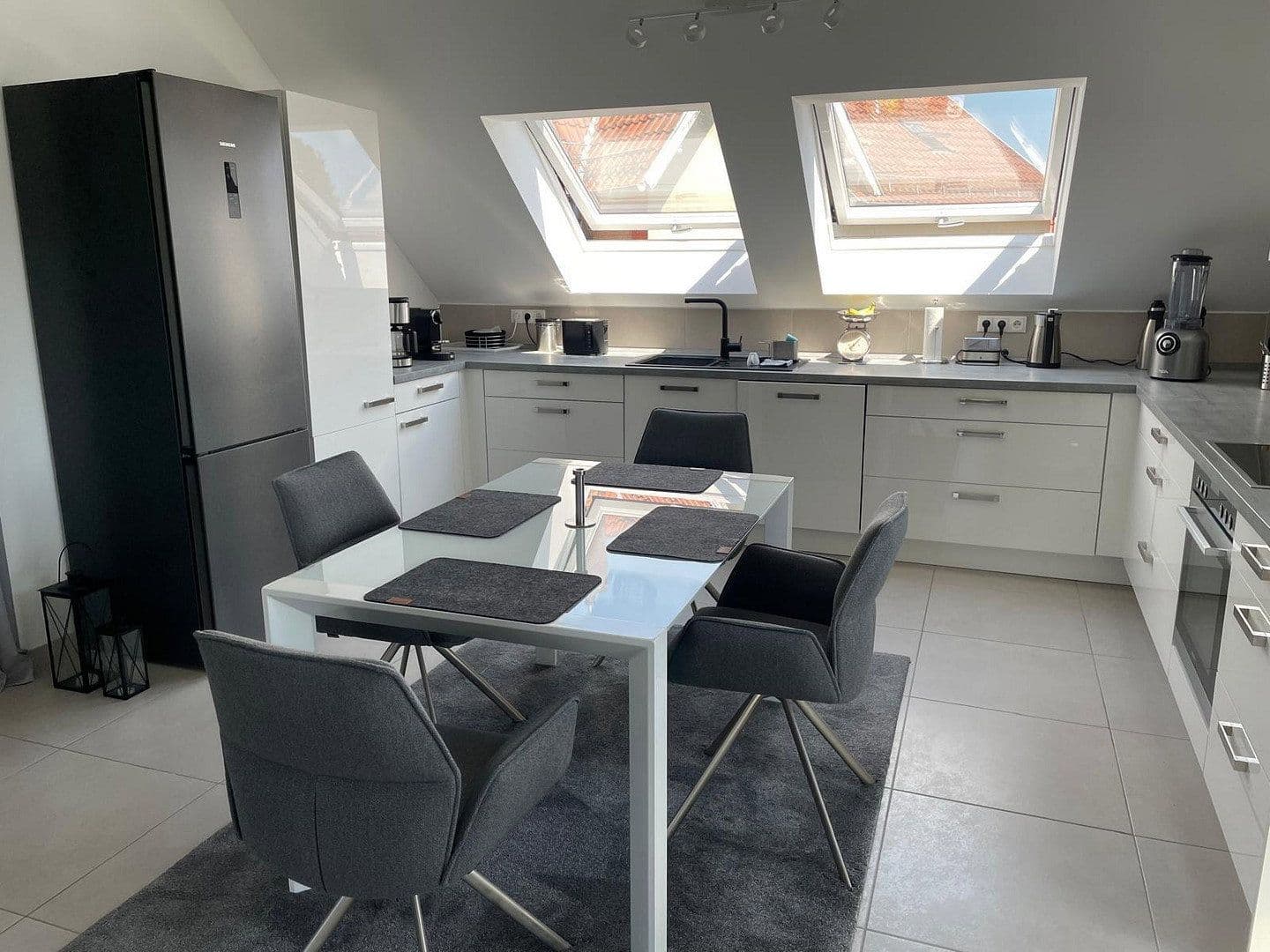 Pronájem bytu 3+1 91 m², Langenselbold, Hessen Pronájem bytu 3+1 91 m², Langenselbold, Hessen