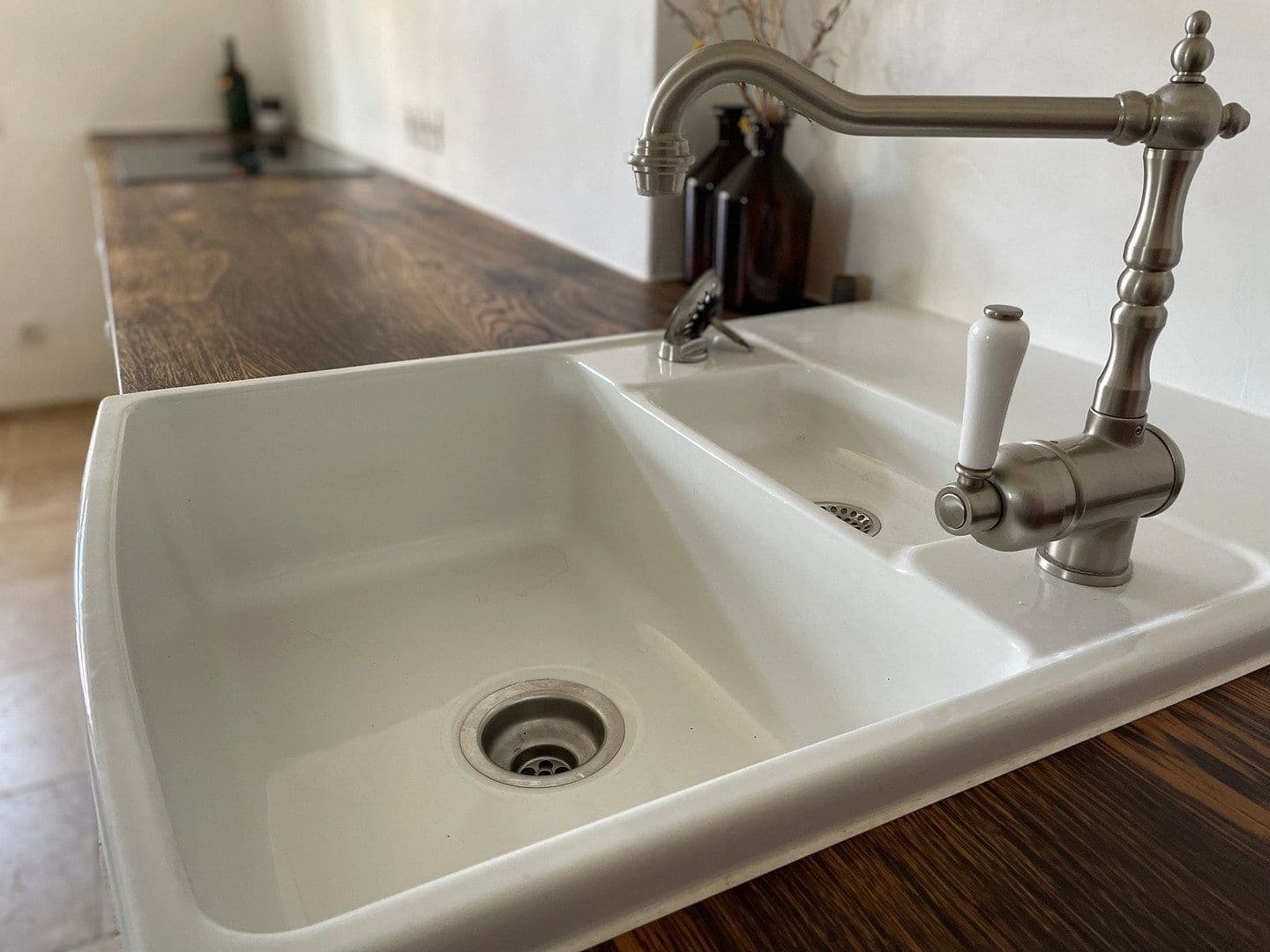Pronájem bytu 2+1 114 m², Dorfstraße 5, Kiefersfelden, Bavorsko Pronájem bytu 2+1 114 m², Dorfstraße 5, Kiefersfelden, Bavorsko