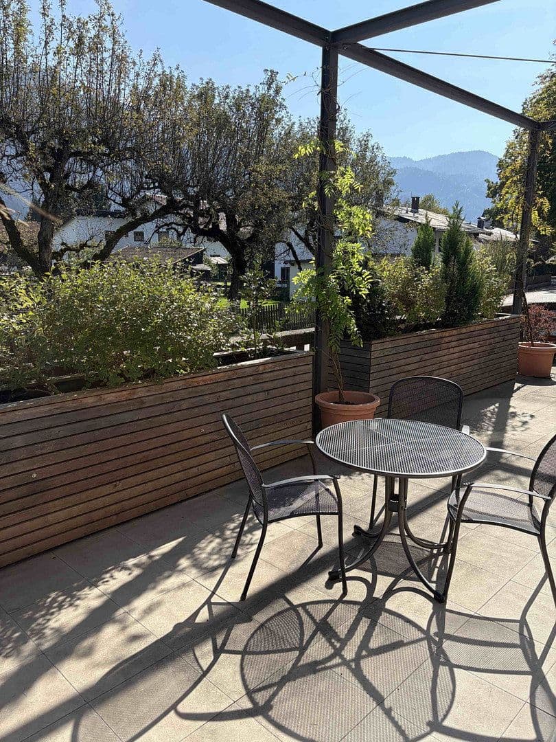 Pronájem bytu 2+1 114 m², Dorfstraße, Kiefersfelden, Bavorsko Pronájem bytu 2+1 114 m², Dorfstraße, Kiefersfelden, Bavorsko