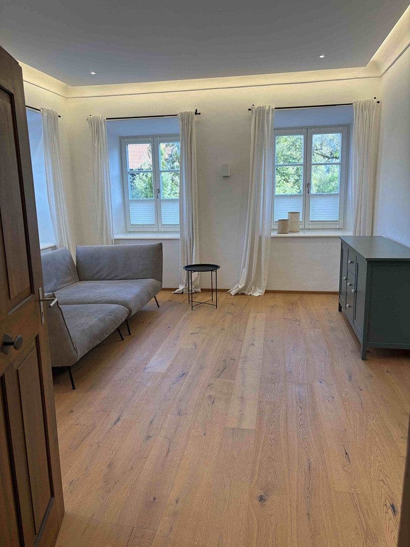 Pronájem bytu 2+1 114 m², Dorfstraße, Kiefersfelden, Bavorsko Pronájem bytu 2+1 114 m², Dorfstraße, Kiefersfelden, Bavorsko