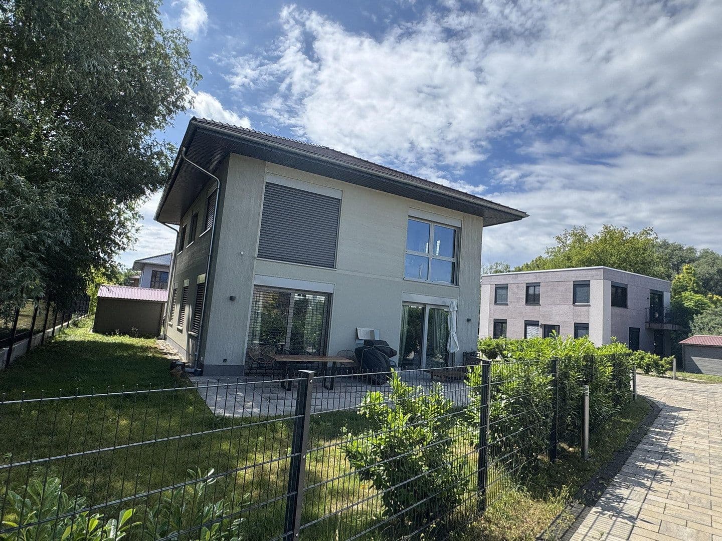 Pronájem bytu 4+1 105 m², Berlin, Berlín Pronájem bytu 4+1 105 m², Berlin, Berlín