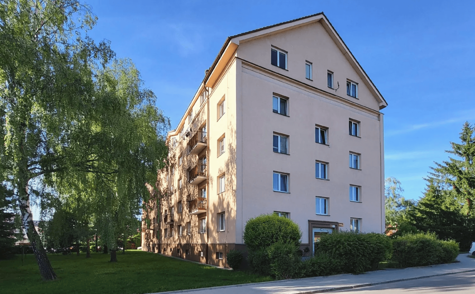 Pronájem bytu 3+kk 102 m², Školní, Kuřim, Jihomoravský kraj Pronájem bytu 3+kk 102 m², Školní, Kuřim, Jihomoravský kraj