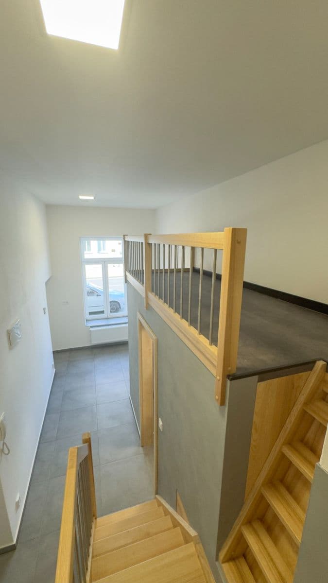 Prodej bytu 2+kk 41 m², Nákladní, Opava, Moravskoslezský kraj Prodej bytu 2+kk 41 m², Nákladní, Opava, Moravskoslezský kraj