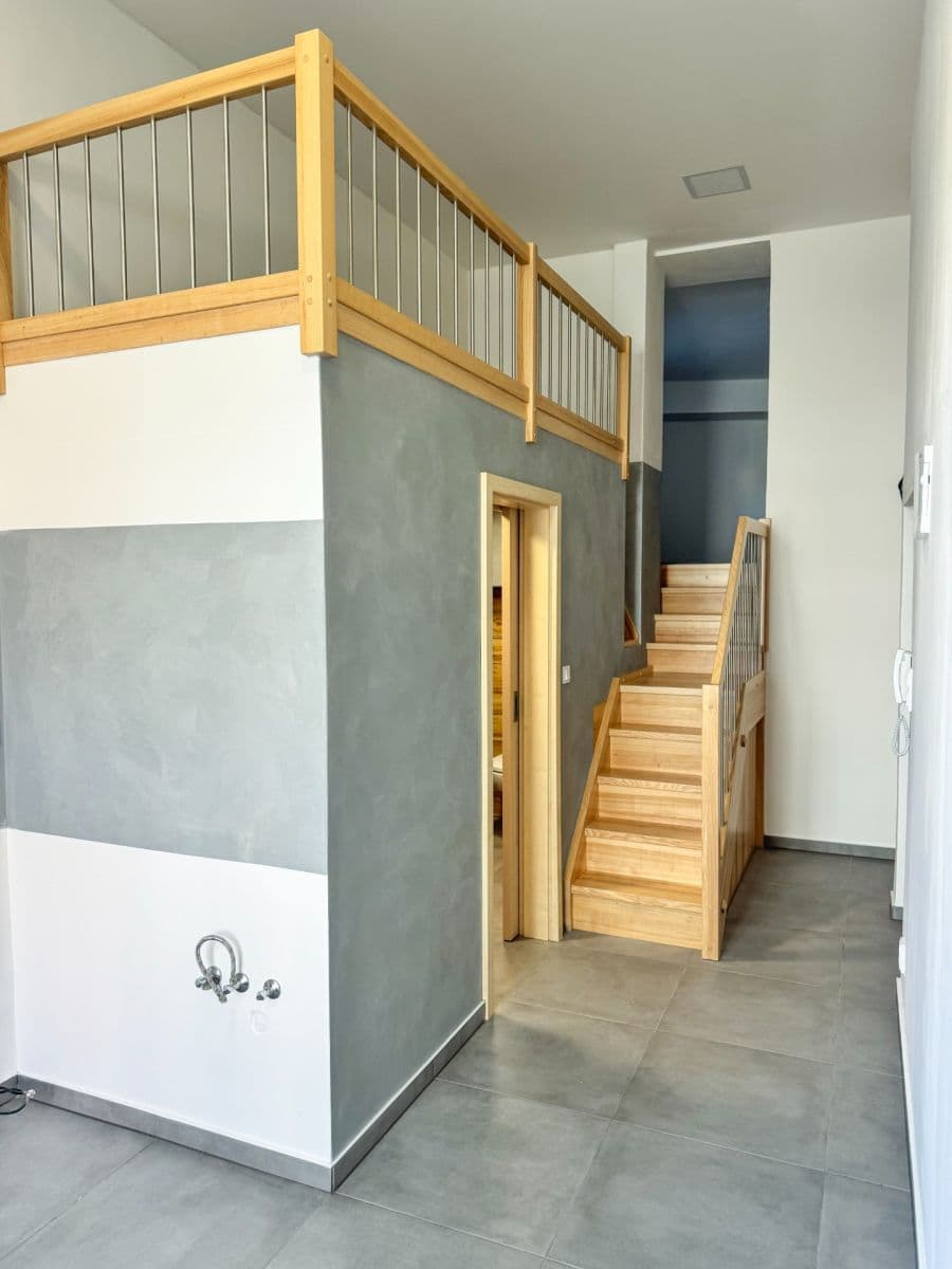 Prodej bytu 2+kk 41 m², Nákladní, Opava, Moravskoslezský kraj Prodej bytu 2+kk 41 m², Nákladní, Opava, Moravskoslezský kraj