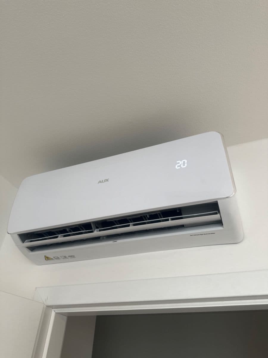Pronájem bytu 2+kk 40 m², Jižní náměstí, Brno, Jihomoravský kraj Pronájem bytu 2+kk 40 m², Jižní náměstí, Brno, Jihomoravský kraj
