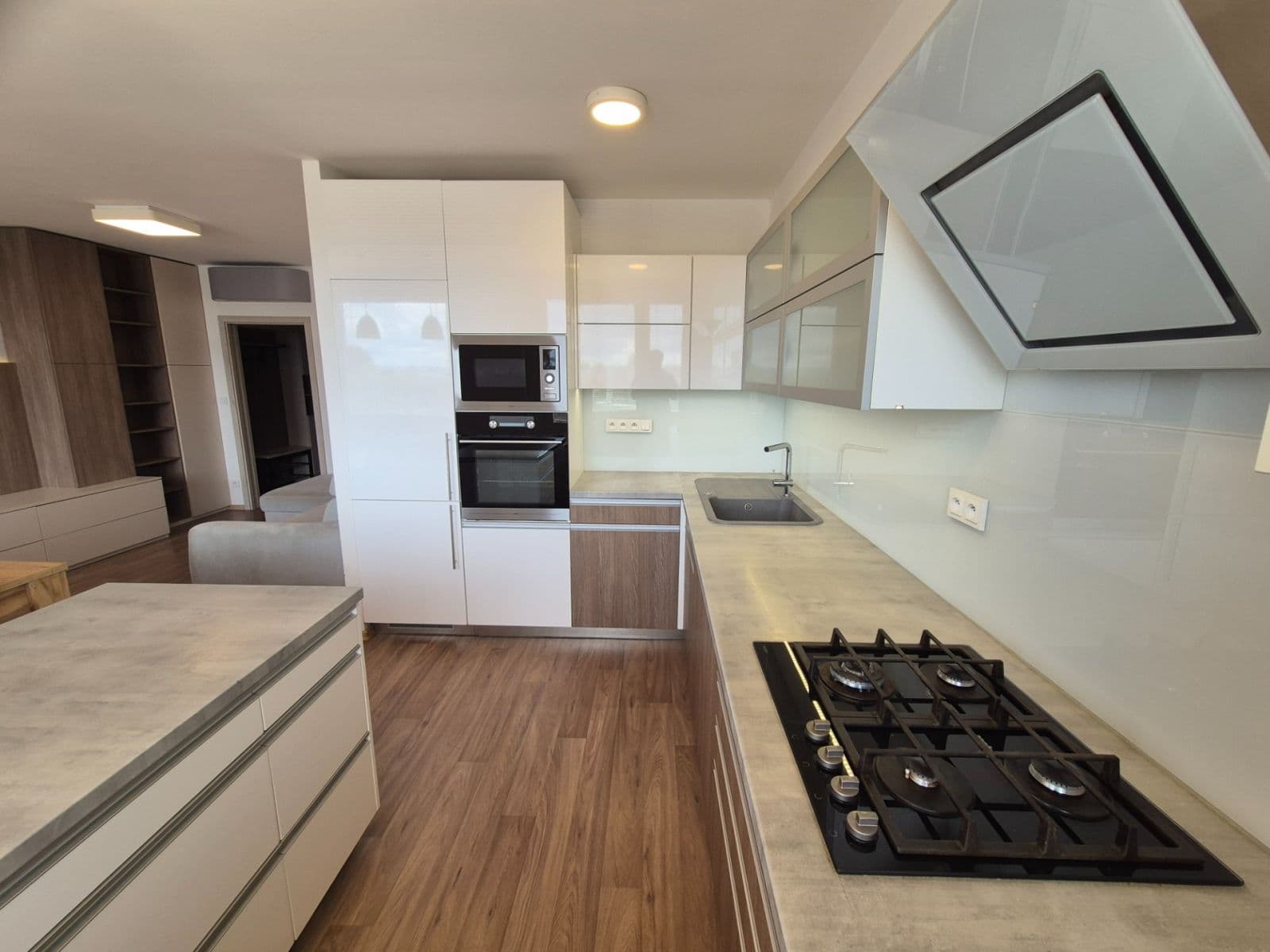 Pronájem bytu 3+kk 69 m², Prosecká, Praha, Praha Pronájem bytu 3+kk 69 m², Prosecká, Praha, Praha
