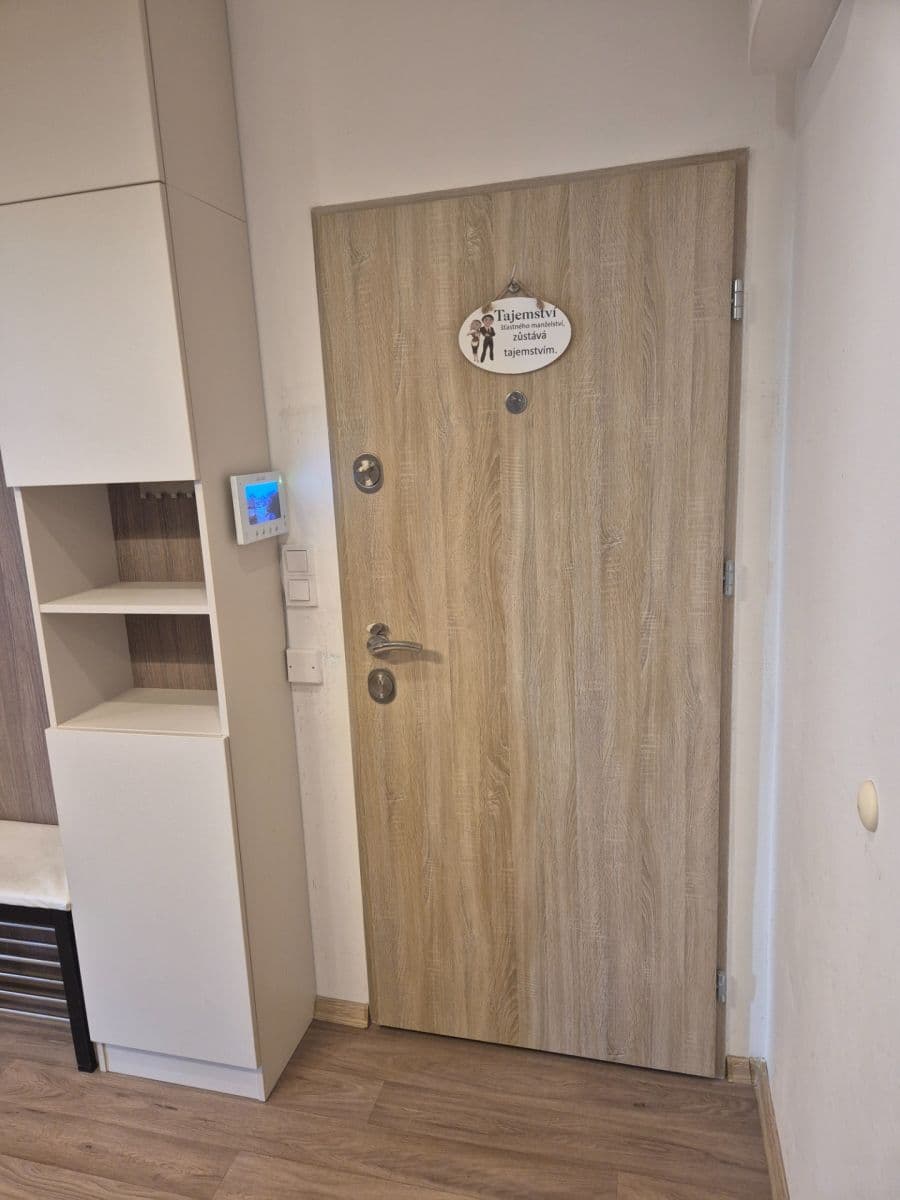 Pronájem bytu 3+kk 69 m², Prosecká, Praha, Praha Pronájem bytu 3+kk 69 m², Prosecká, Praha, Praha