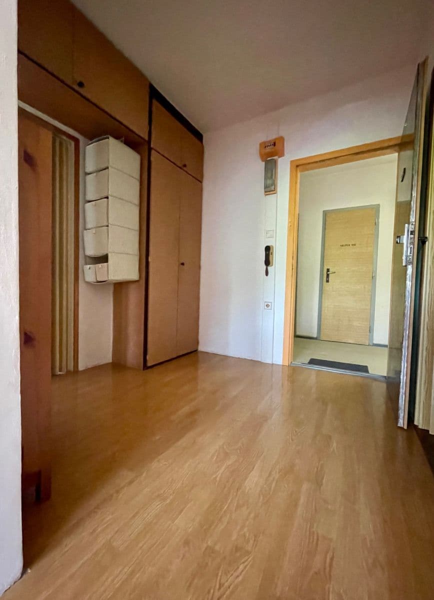 Prodej bytu 2+kk 44 m², Bryksova, Praha, Praha Prodej bytu 2+kk 44 m², Bryksova, Praha, Praha